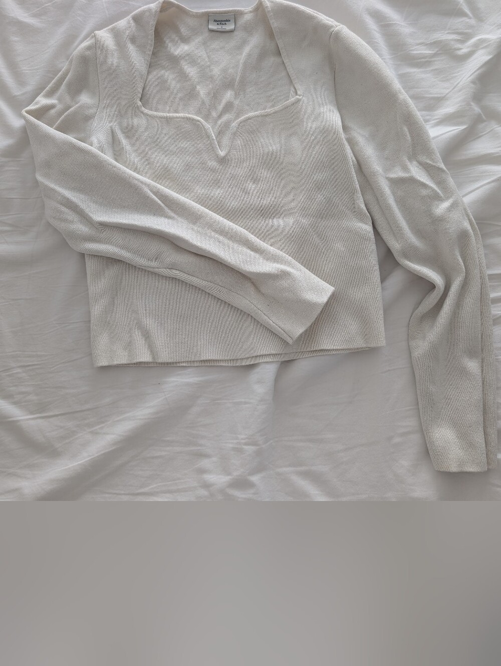 Abercrombie & Fitch Cream V-Neck Long Sleeve Top